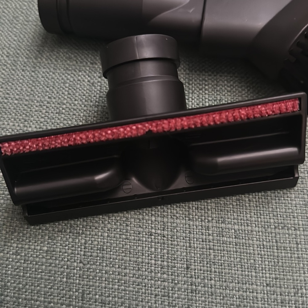 New Dyson home cleaning kit-combination tool , tool holder, stair tool NEW - Picture 2 of 3